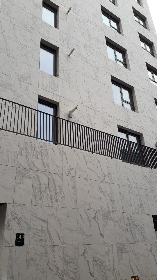 외부 STATUARIO 내부 ONICE GRIGIO