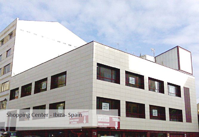 Shopping Center ‐ Ibiza‐ Spain